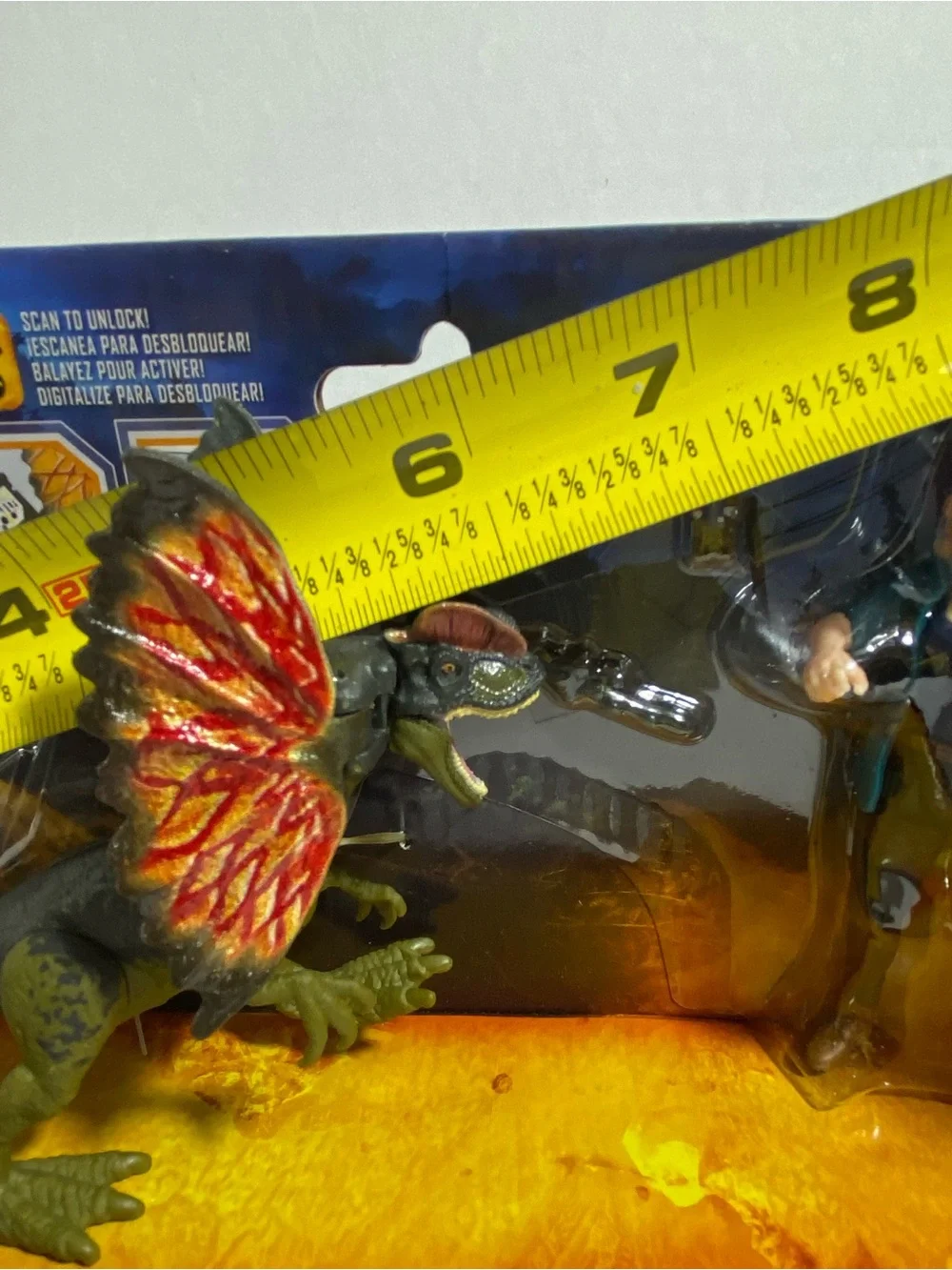 JURASSIC WORLD DOMINION CLAIRE &DILOPHOSAURUS 2021